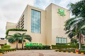 Holiday Inn International Airport (5*)